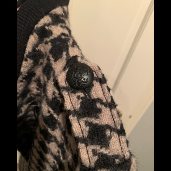 Banana Republic Women’s Wool waist coat - Picture 4 of 6